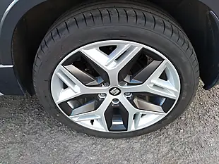 Used 2018 SEAT Ateca Fr Grey - Interior and Exterior details 12
