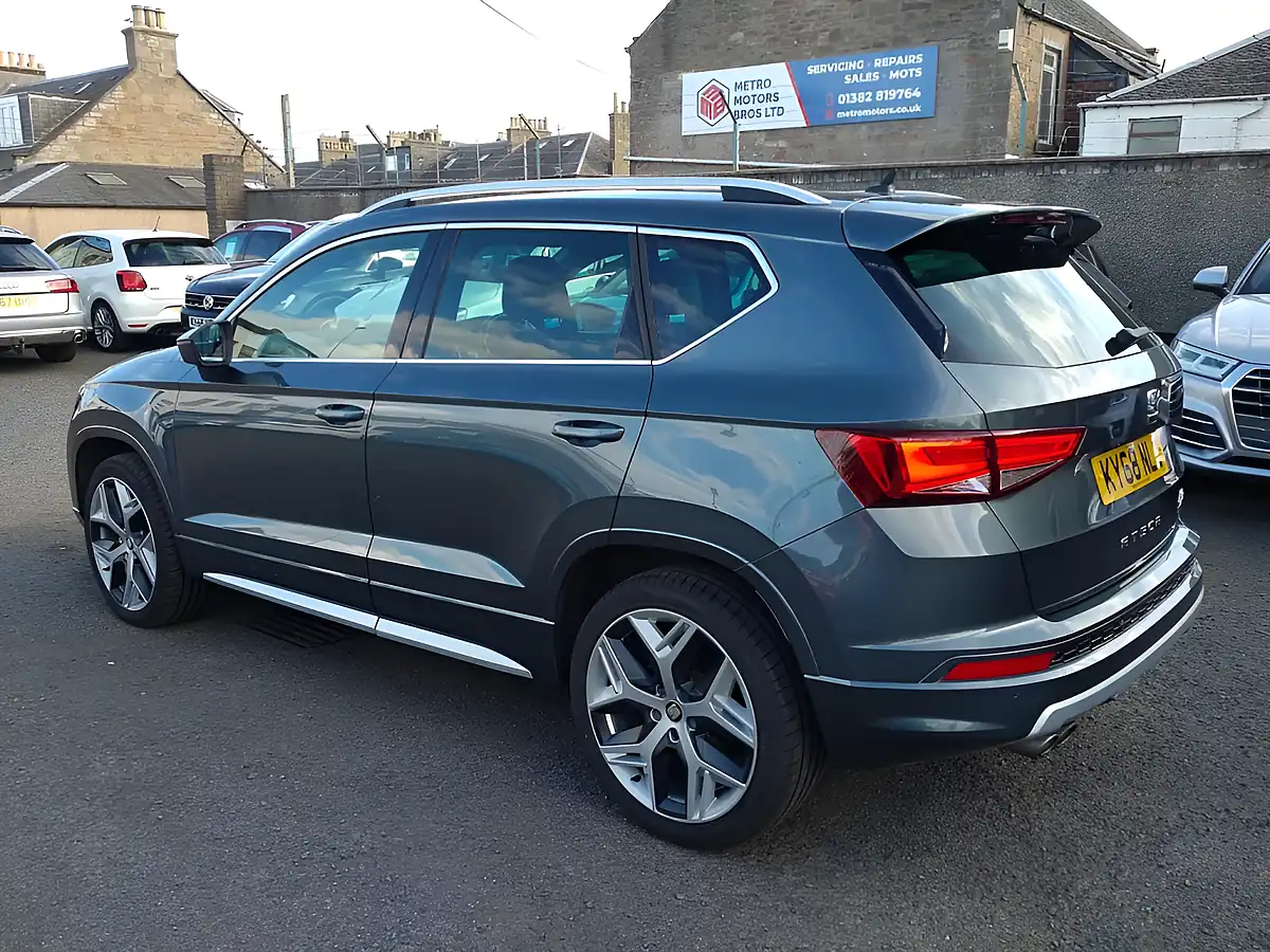 Used 2018 SEAT Ateca Fr Grey - Interior and Exterior details 4