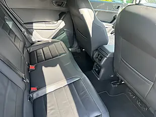 Used 2018 SEAT Ateca Se L White - Interior and Exterior details 11