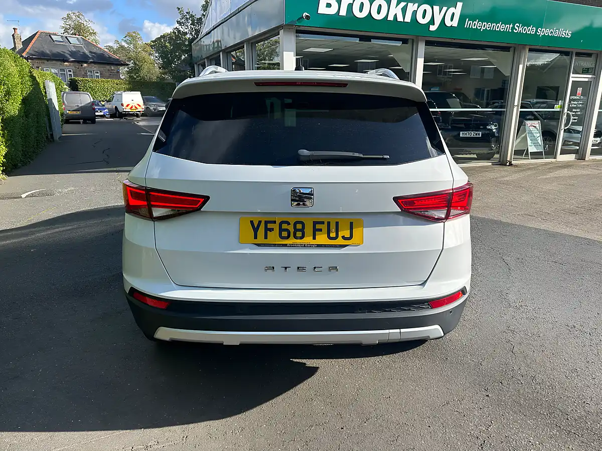 Used 2018 SEAT Ateca Se L White - Interior and Exterior details 6
