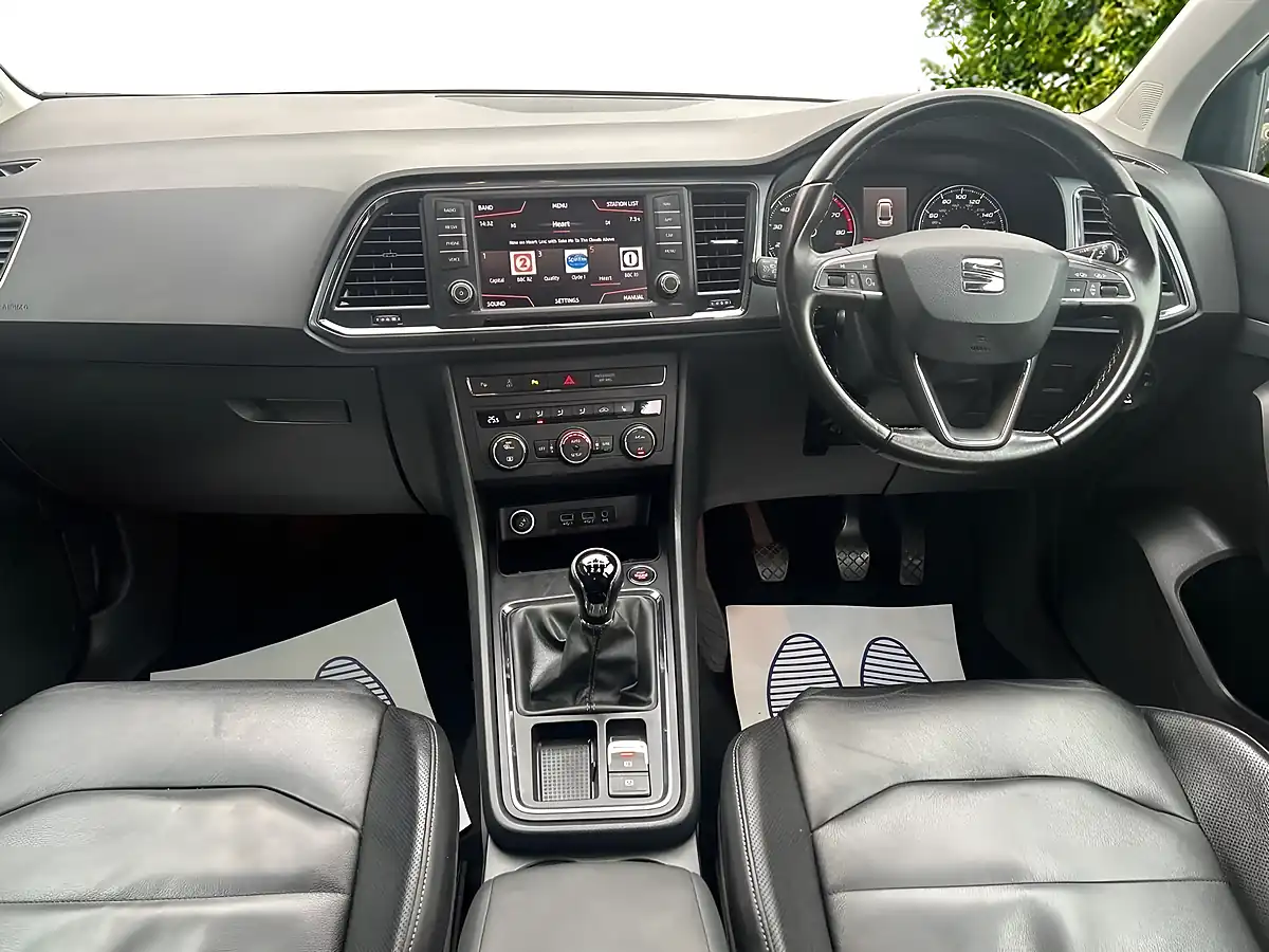 Used 2018 SEAT Ateca Se L White - Interior and Exterior details 12