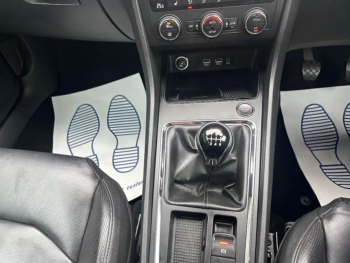 Used 2018 SEAT Ateca Se L White - Interior and Exterior details 18