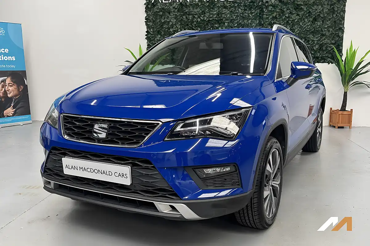 Used 2018 SEAT Ateca Se Technology Blue - Interior and Exterior details 11