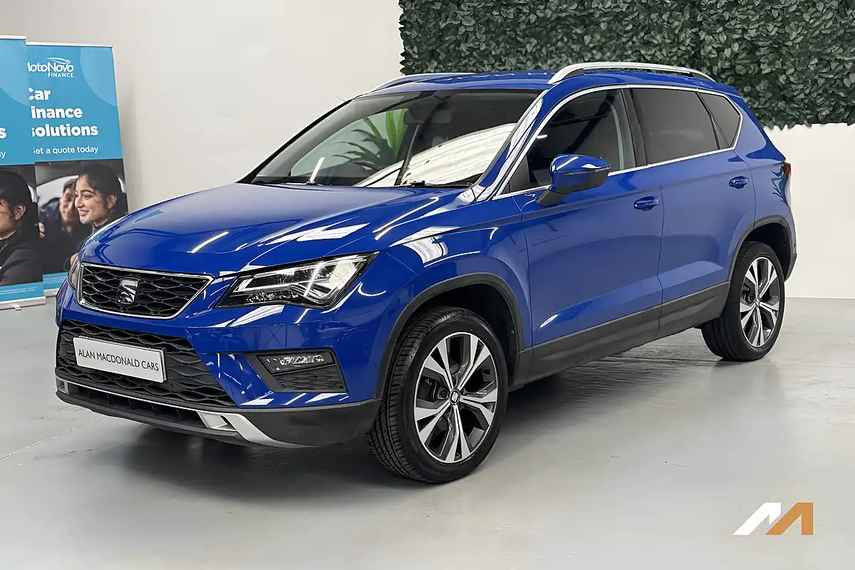 Used 2018 SEAT Ateca Se Technology Blue - Interior and Exterior details 9
