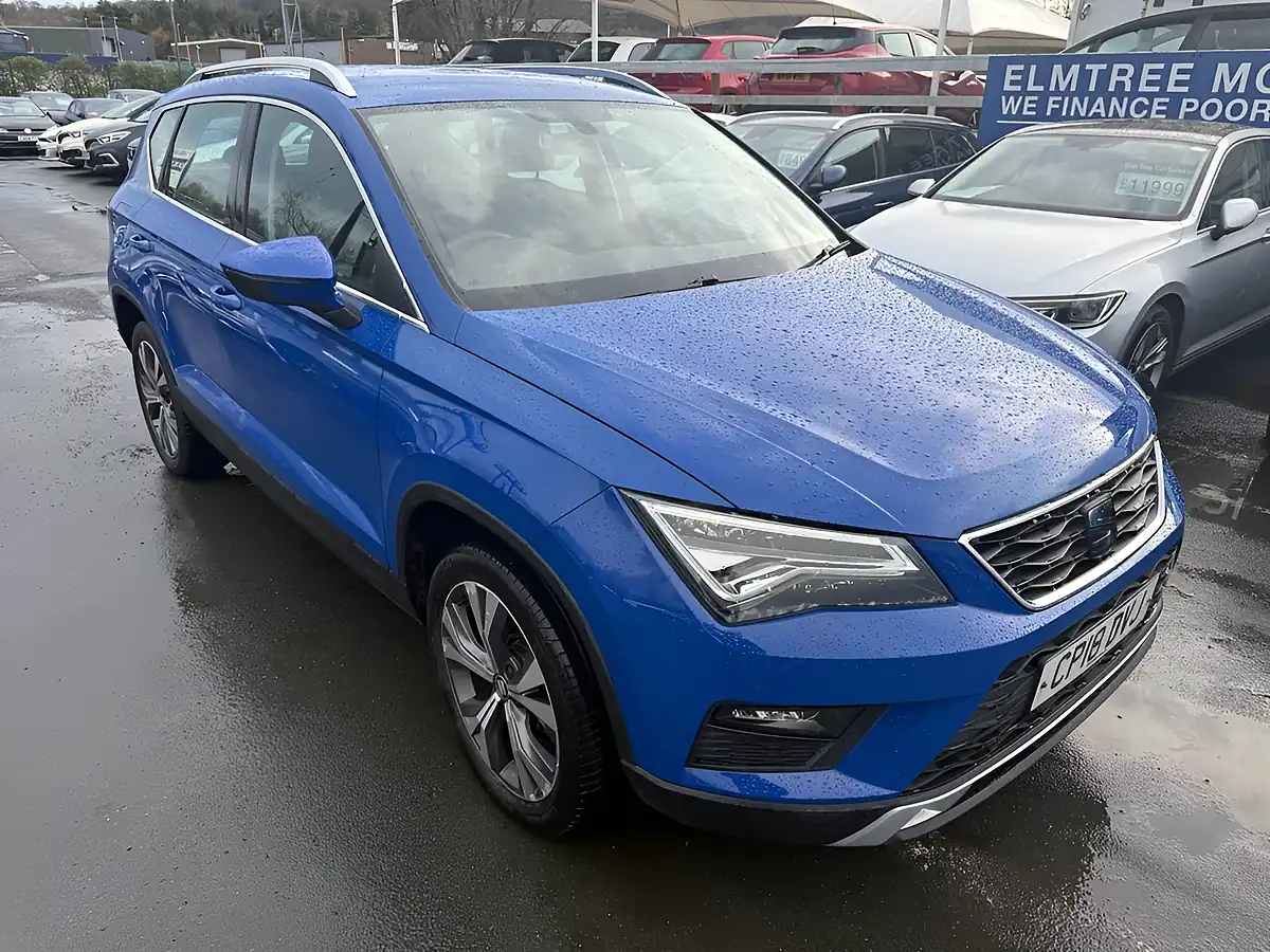 Used 2018 SEAT Ateca Se Technology Blue - Interior and Exterior details 12