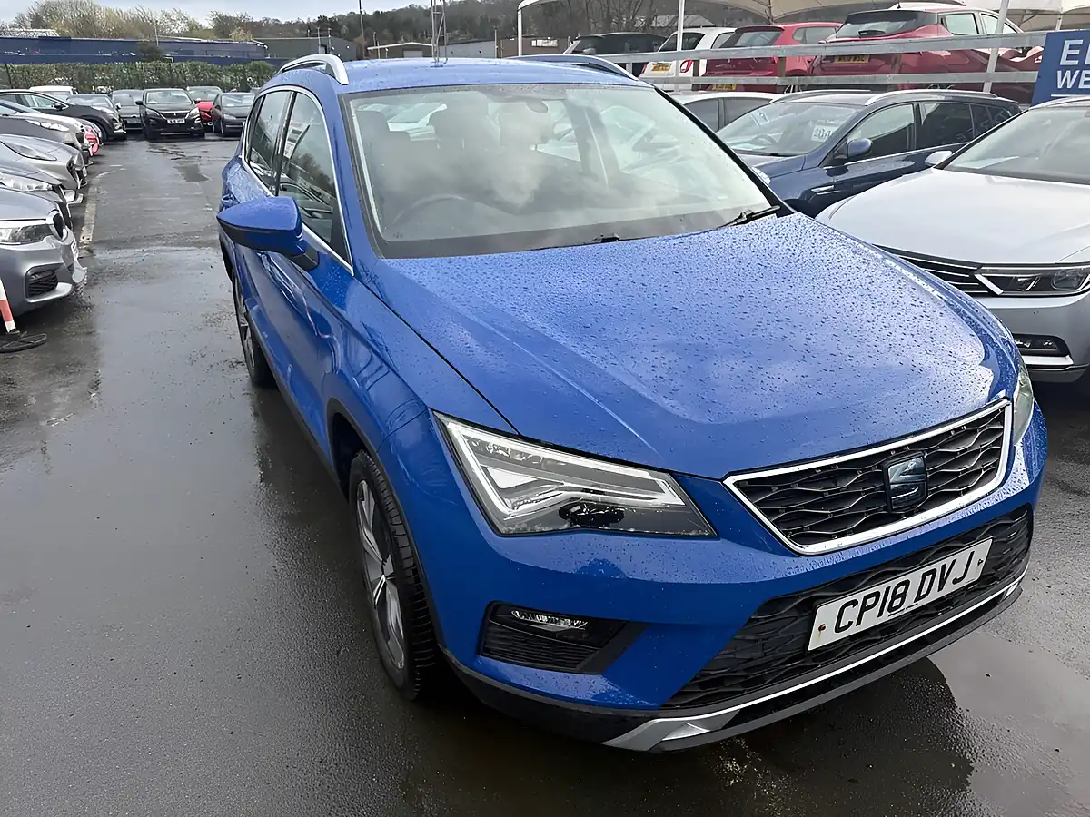 Used 2018 SEAT Ateca Se Technology Blue - Interior and Exterior details 14