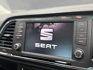 Used 2018 SEAT Ateca Se Technology Blue - Interior and Exterior details 15
