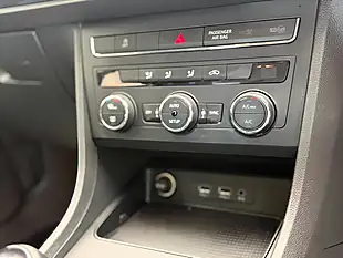 Used 2018 SEAT Ateca Se Technology Blue - Interior and Exterior details 18