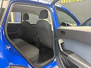 Used 2018 SEAT Ateca Se Technology Blue - Interior and Exterior details 19
