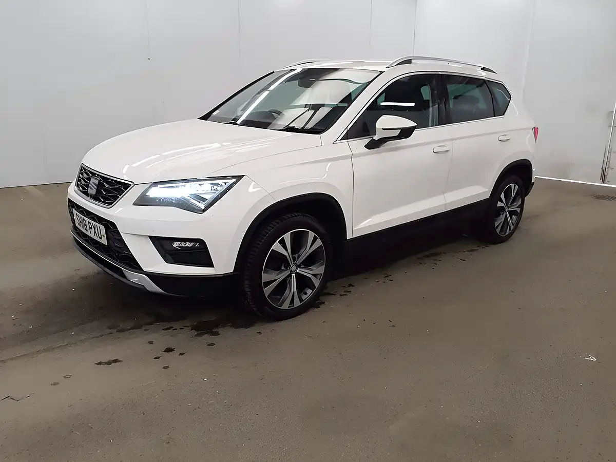 Used 2018 SEAT Ateca Se Technology Edition White - Interior and Exterior details 4