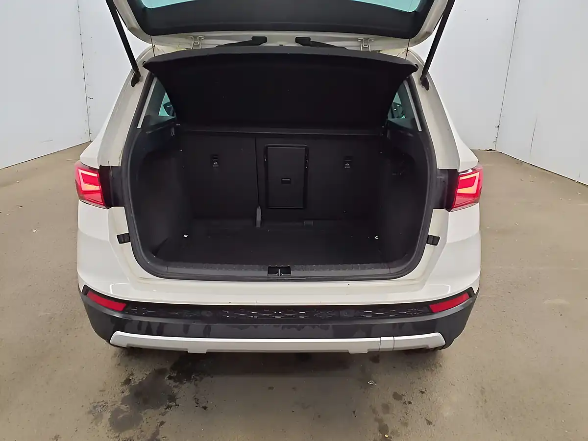 Used 2018 SEAT Ateca Se Technology Edition White - Interior and Exterior details 7