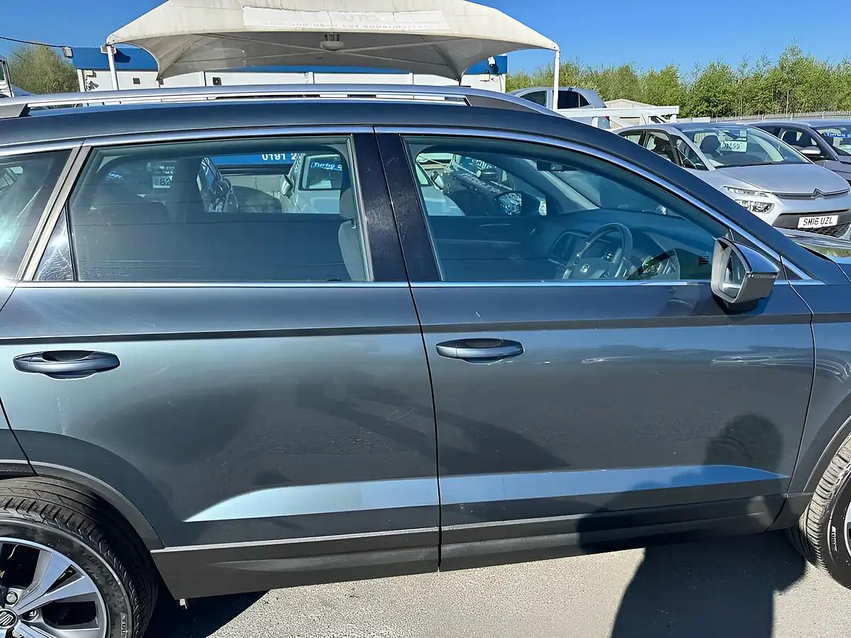Used 2018 SEAT Ateca Se Technology Grey - Interior and Exterior details 19