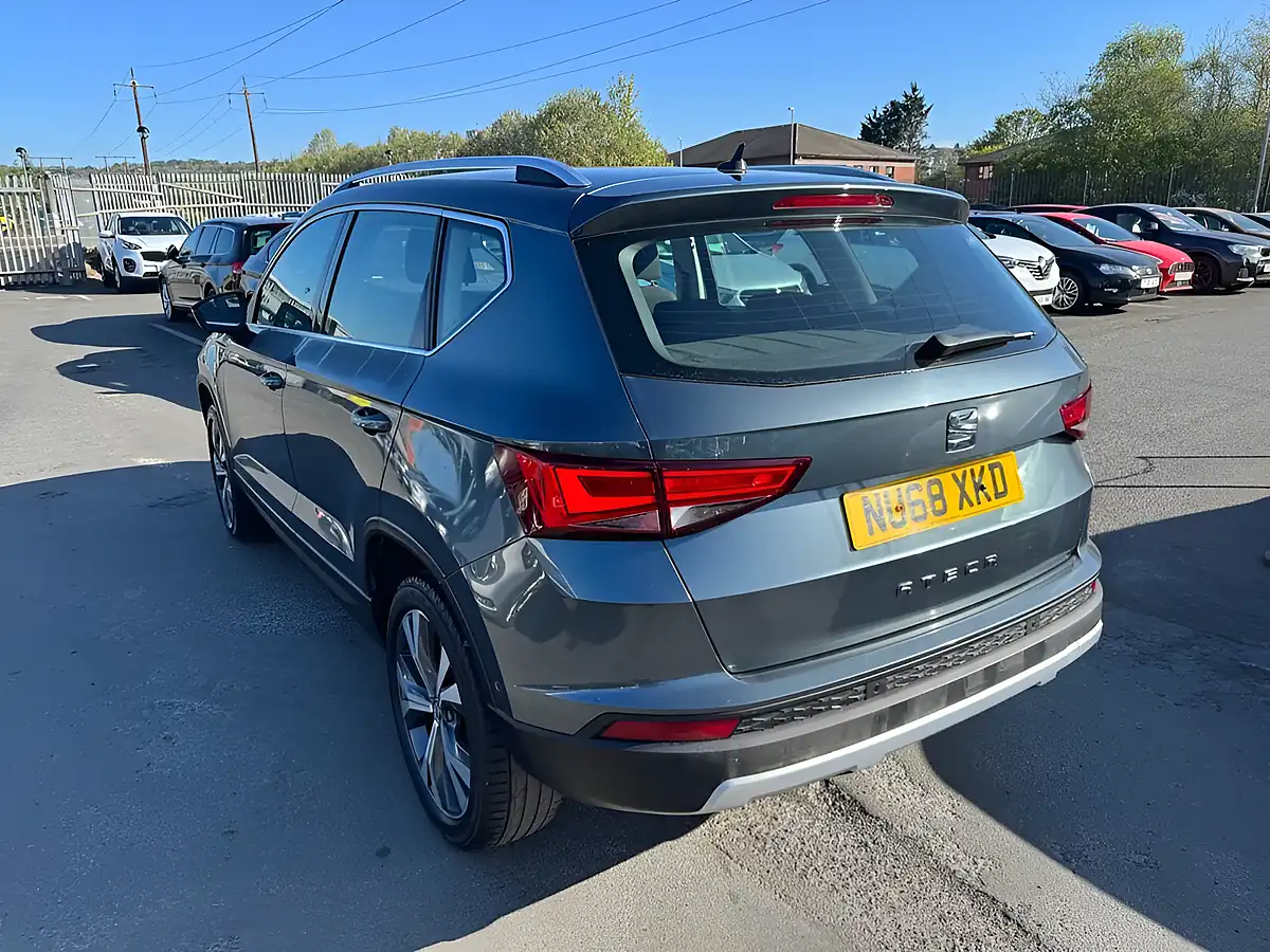 Used 2018 SEAT Ateca Se Technology Grey - Interior and Exterior details 5