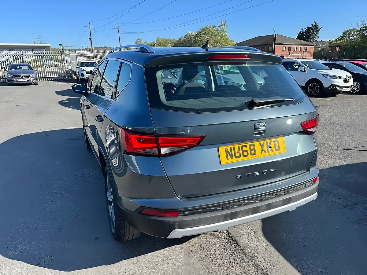 Used 2018 SEAT Ateca Se Technology Grey - Interior and Exterior details 7