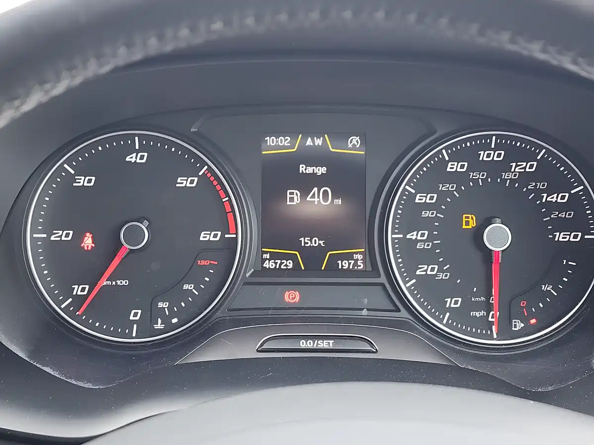 Used 2018 SEAT Ateca Se Technology Grey - Interior and Exterior details 9