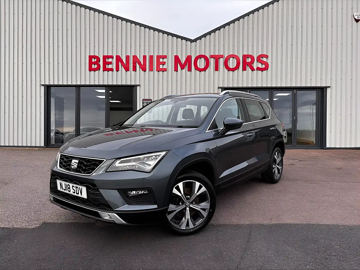Used 2018 SEAT Ateca Se Technology Grey - Front View