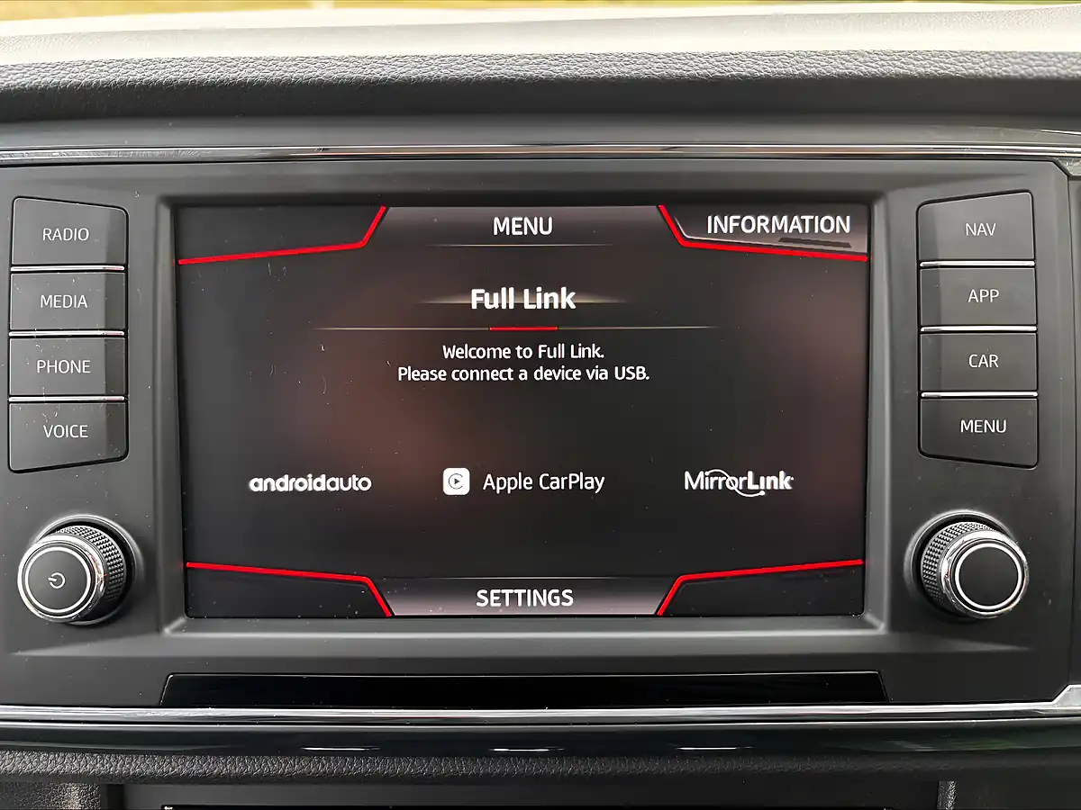 Used 2018 SEAT Ateca Se Technology Grey - Interior and Exterior details 19
