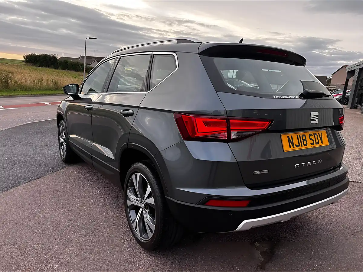 Used 2018 SEAT Ateca Se Technology Grey - Interior and Exterior details 6