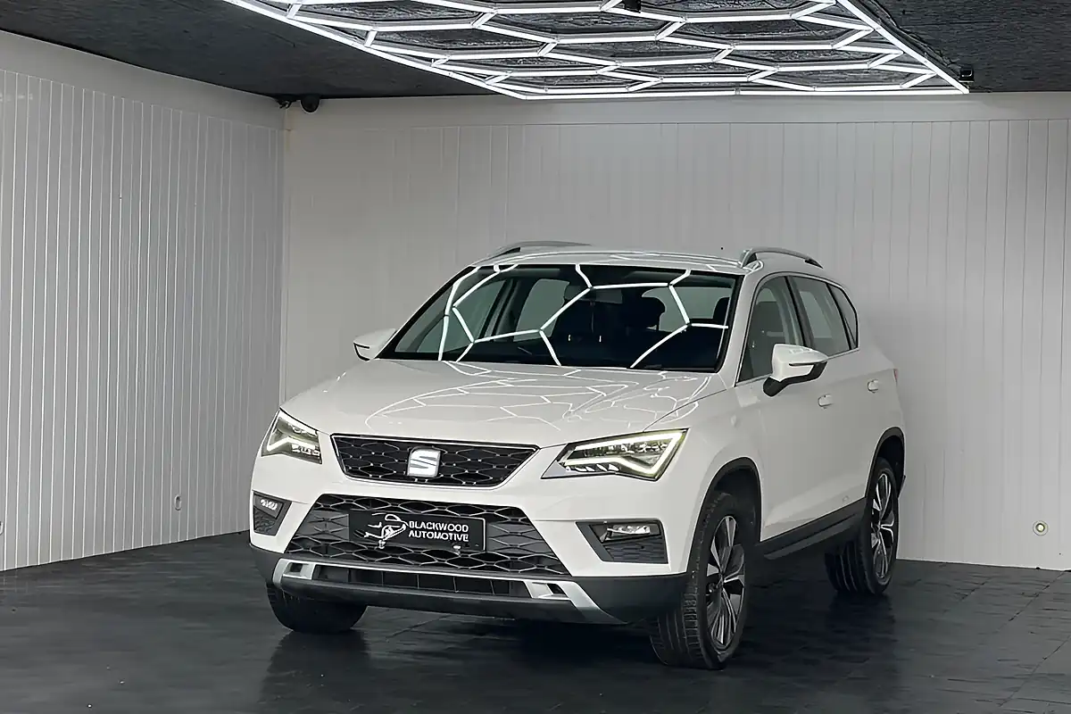 Used 2018 SEAT Ateca Se Technology White - Interior and Exterior details 5