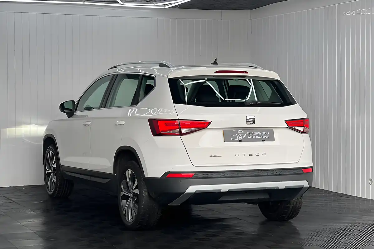 Used 2018 SEAT Ateca Se Technology White - Interior and Exterior details 9