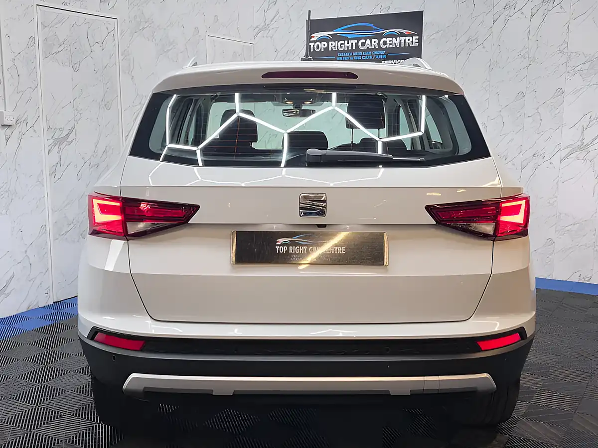 Used 2018 SEAT Ateca Se Technology White - Interior and Exterior details 6