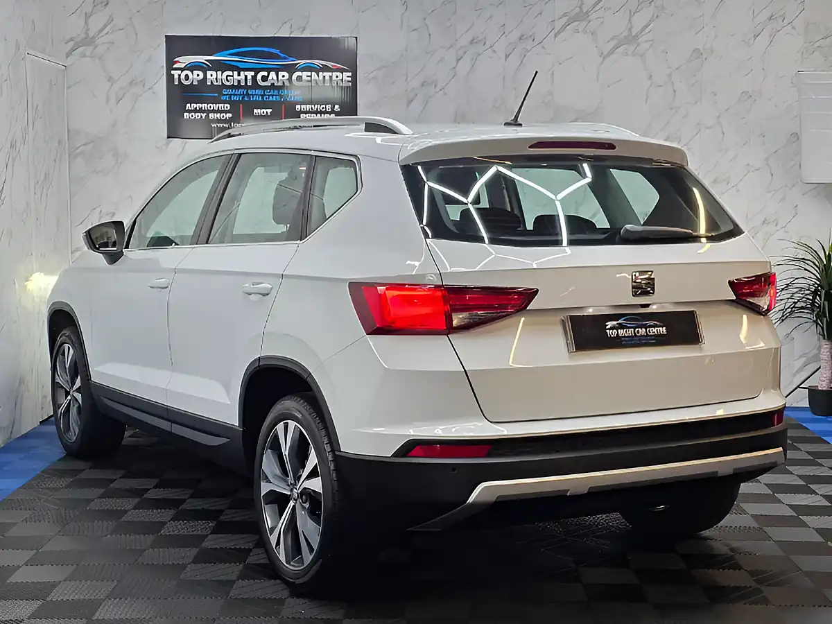 Used 2018 SEAT Ateca Se Technology White - Interior and Exterior details 7