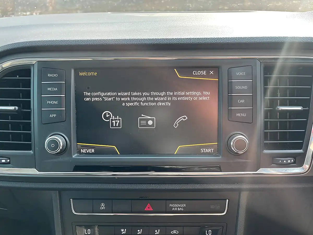Used 2018 SEAT Ateca Se White - Interior and Exterior details 16