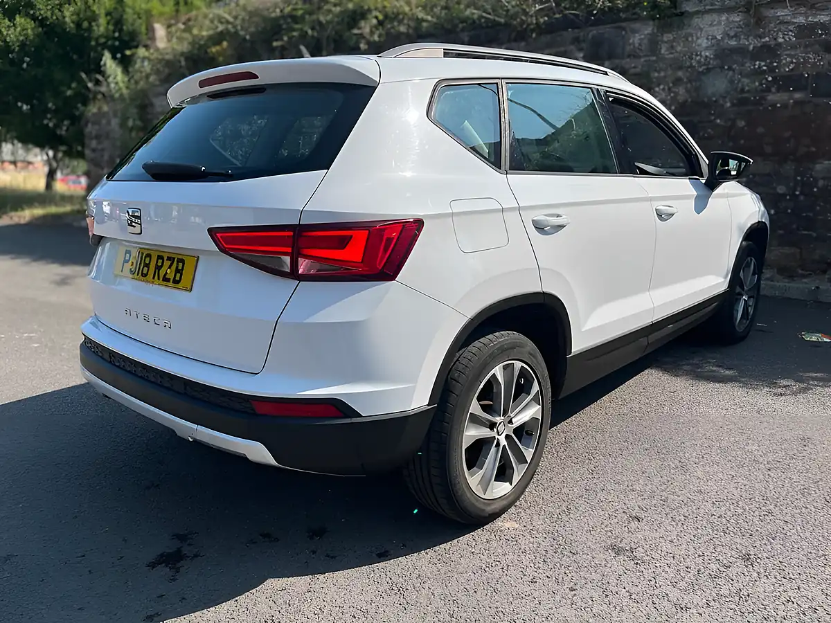 Used 2018 SEAT Ateca Se White - Interior and Exterior details 7