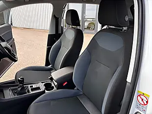 Used 2018 SEAT Ateca Se White - Interior and Exterior details 17
