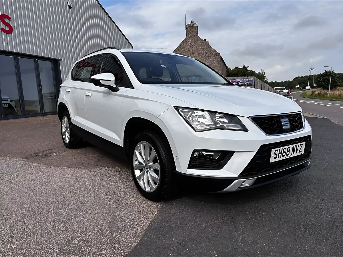 Used 2018 SEAT Ateca Se White - Interior and Exterior details 6