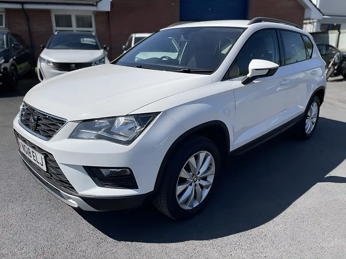 Used 2018 SEAT Ateca Se White - Interior and Exterior details 2