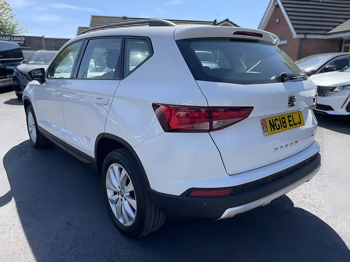 Used 2018 SEAT Ateca Se White - Interior and Exterior details 7