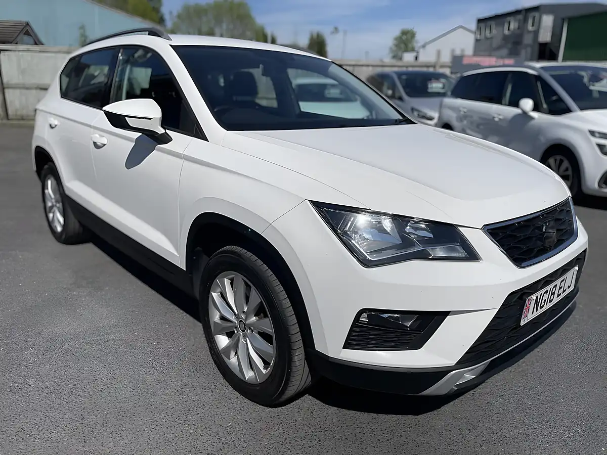 Used 2018 SEAT Ateca Se White - Interior and Exterior details 9
