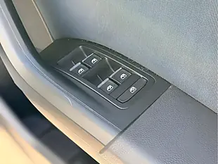 Used 2018 SEAT Ateca Se White - Interior and Exterior details 13