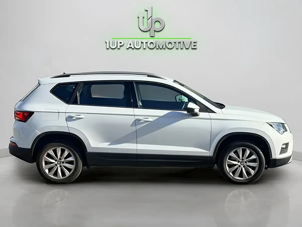 Used 2018 SEAT Ateca Se White - Interior and Exterior details 7