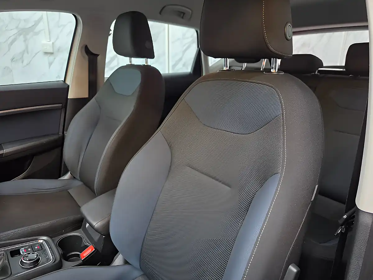 Used 2018 SEAT Ateca Se White - Interior and Exterior details 14