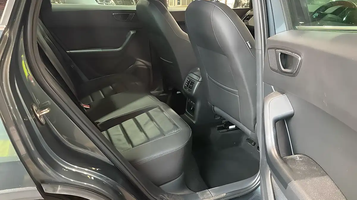 Used 2018 SEAT Ateca Xcellence Grey - Interior and Exterior details 10