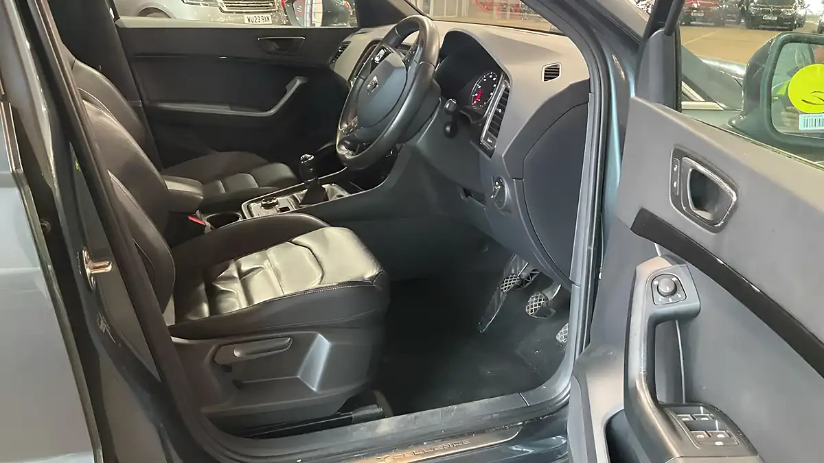 Used 2018 SEAT Ateca Xcellence Grey - Interior and Exterior details 11