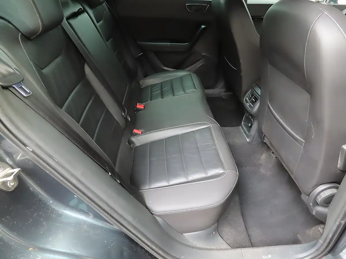 Used 2018 SEAT Ateca Xcellence Grey - Interior and Exterior details 4