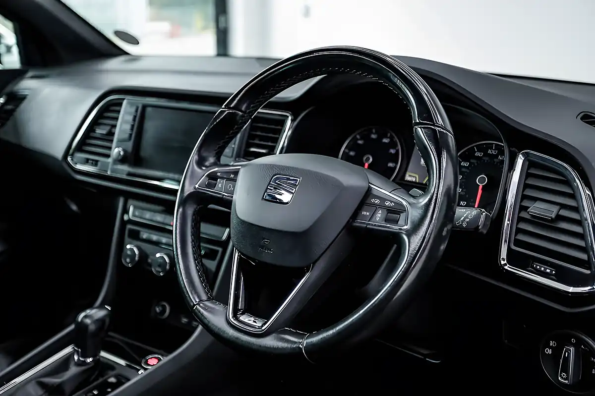 Used 2018 SEAT Ateca Xcellence Grey - Interior and Exterior details 16