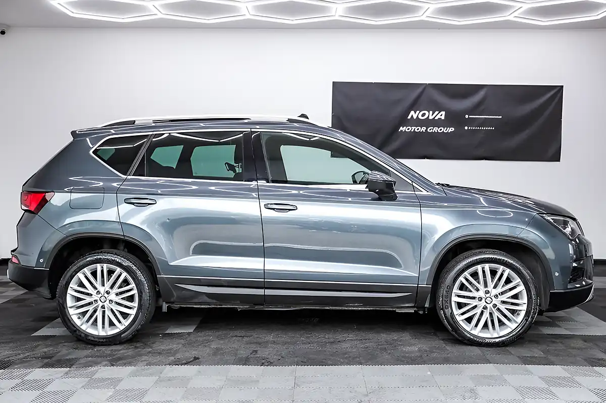 Used 2018 SEAT Ateca Xcellence Grey - Interior and Exterior details 5