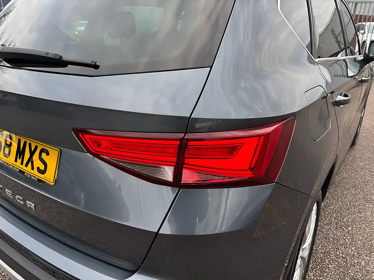 Used 2018 SEAT Ateca Xcellence Grey - Interior and Exterior details 19
