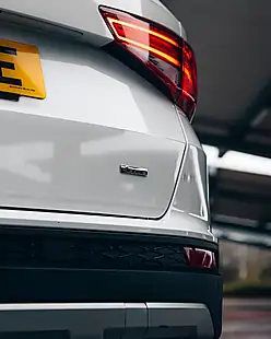 Used 2018 SEAT Ateca Xcellence Nevada White - Interior and Exterior details 19