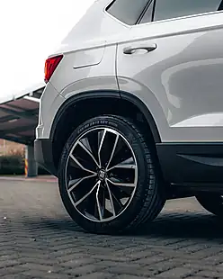 Used 2018 SEAT Ateca Xcellence Nevada White - Interior and Exterior details 20