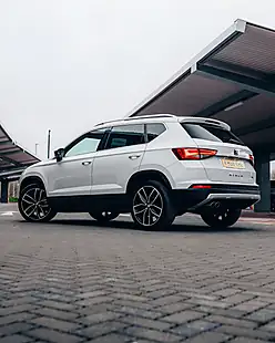 Used 2018 SEAT Ateca Xcellence Nevada White - Interior and Exterior details 4