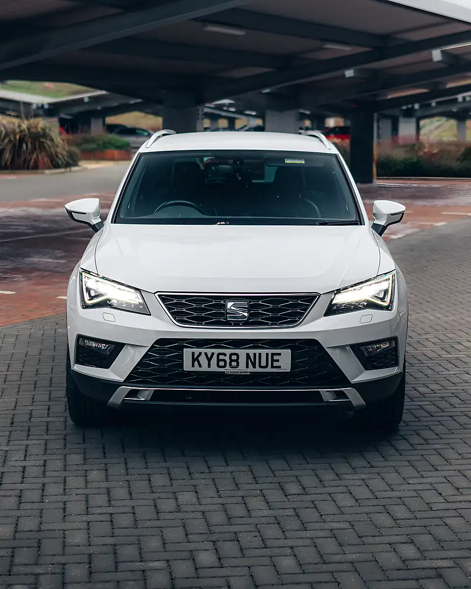 Used 2018 SEAT Ateca Xcellence Nevada White - Interior and Exterior details 7