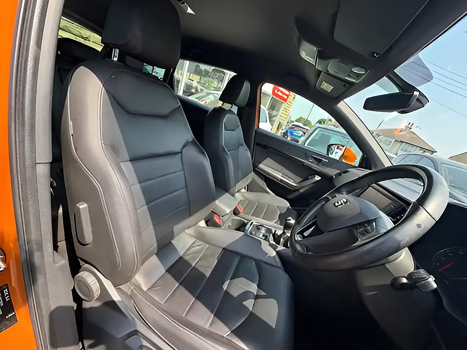 Used 2018 SEAT Ateca Xcellence Samoa Orange - Interior and Exterior details 8