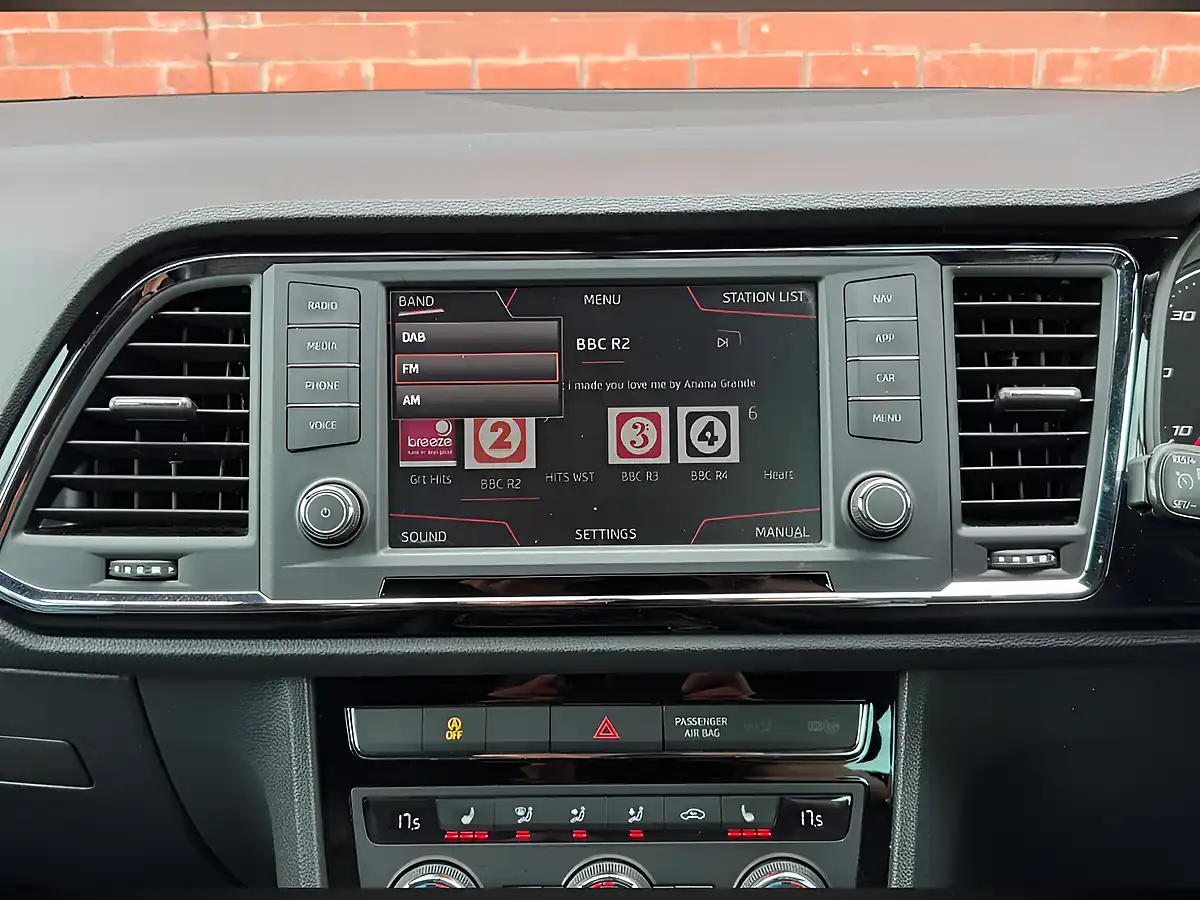 Used 2018 SEAT Ateca Xcellence White - Interior and Exterior details 12