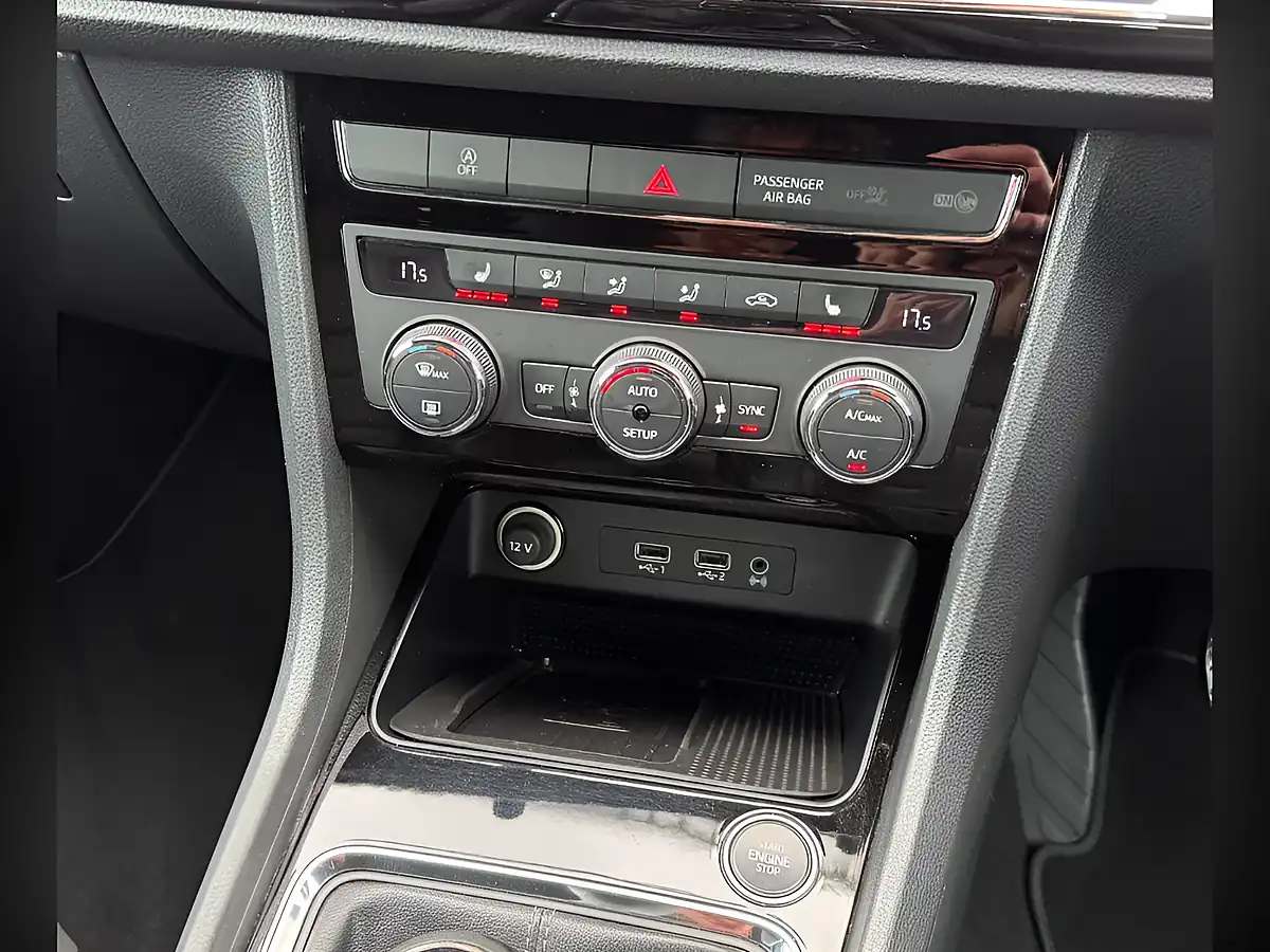 Used 2018 SEAT Ateca Xcellence White - Interior and Exterior details 15