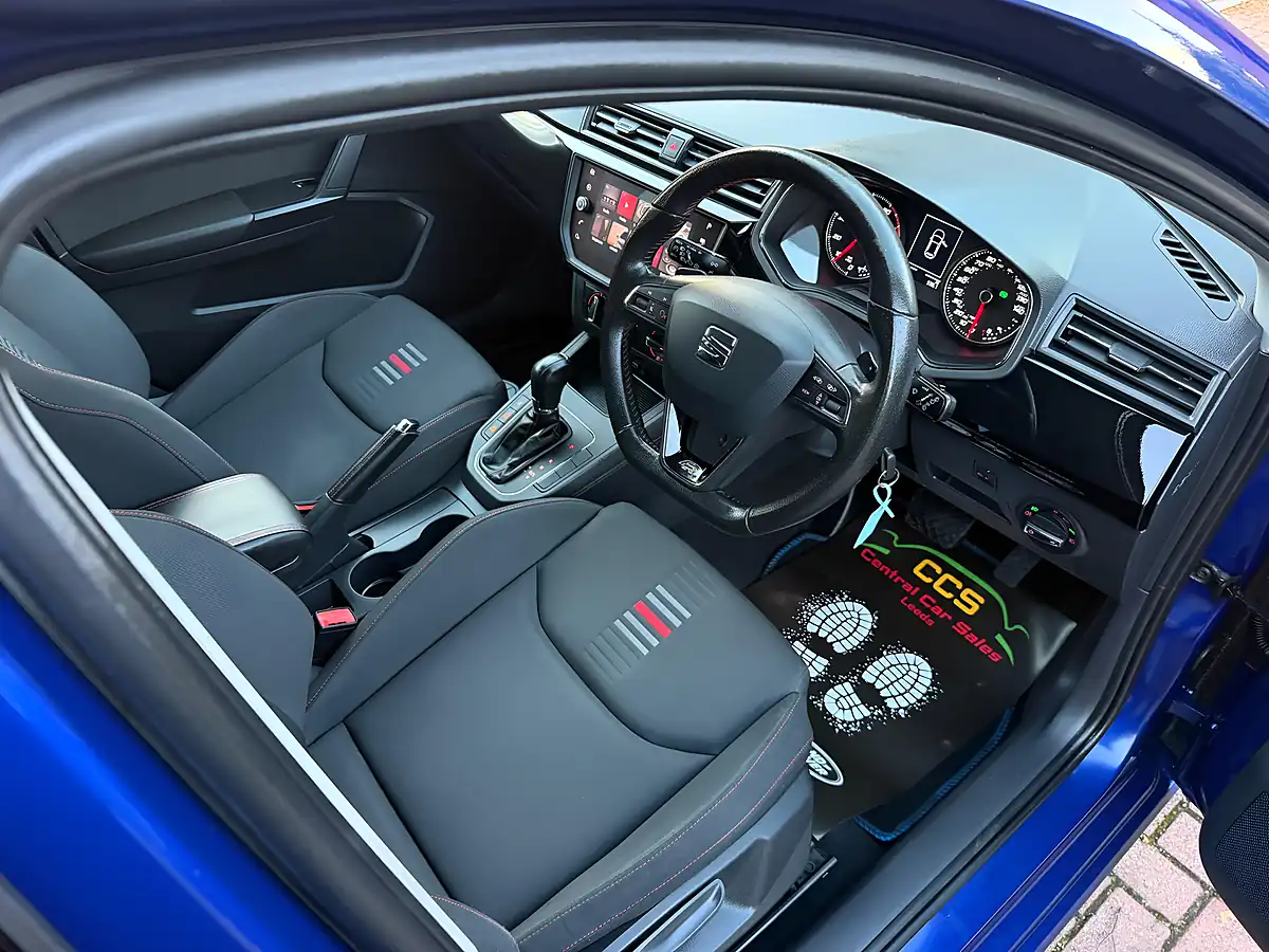 Used 2018 SEAT Ibiza Fr Blue - Interior and Exterior details 16